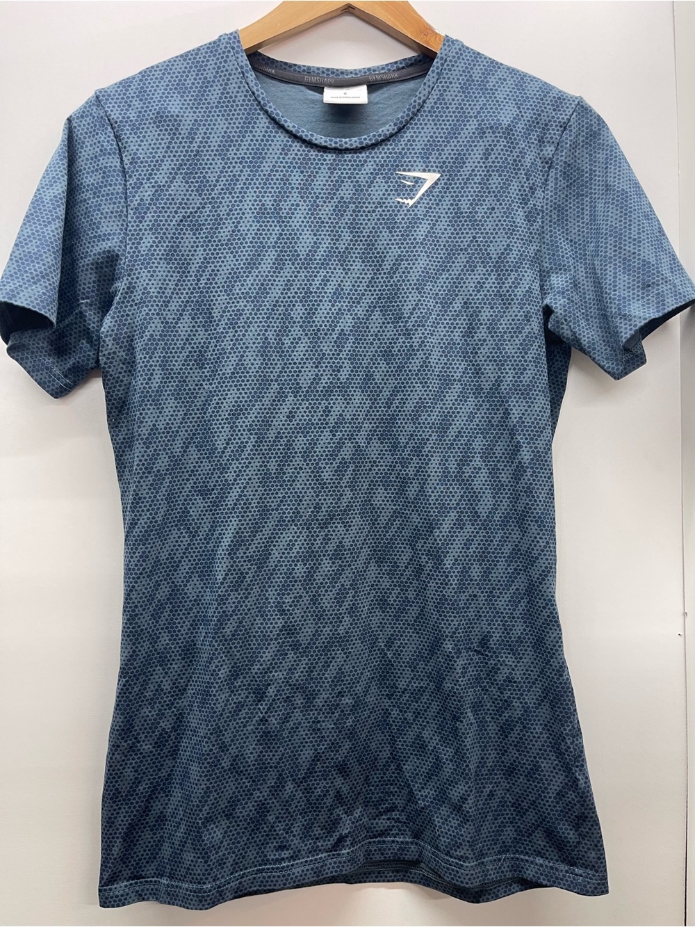 Gymshark Navy-to-Light Blue Gradient Performance Training‎ Tee